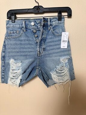NWT PACSUN High-Rise Distressed Denim Shorts - Light Blue 90’s Girlfriend beach
